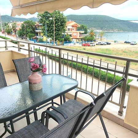 Myrsini'S Sea View Apartment Nea Peramos  Exterior photo